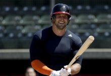 Baseball dreams realized: Tim Tebow signs with New York Mets