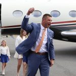 Florida recruiting: No. 4 overall Maxwell Hiller commits as Gators land massive 2027 OL pledge