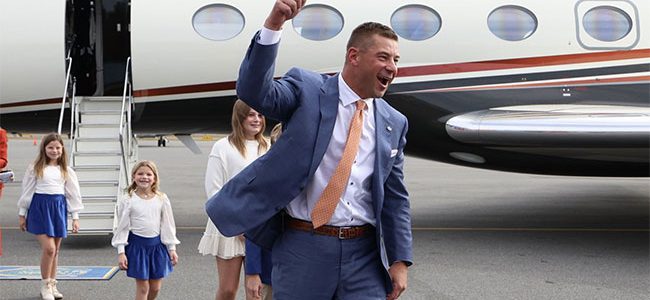Florida recruiting: No. 4 overall Maxwell Hiller commits as Gators land massive 2027 OL pledge